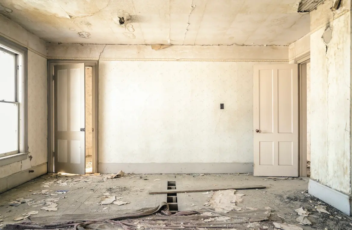 Waste disposal crew managing a cleanout project in Glen Rock